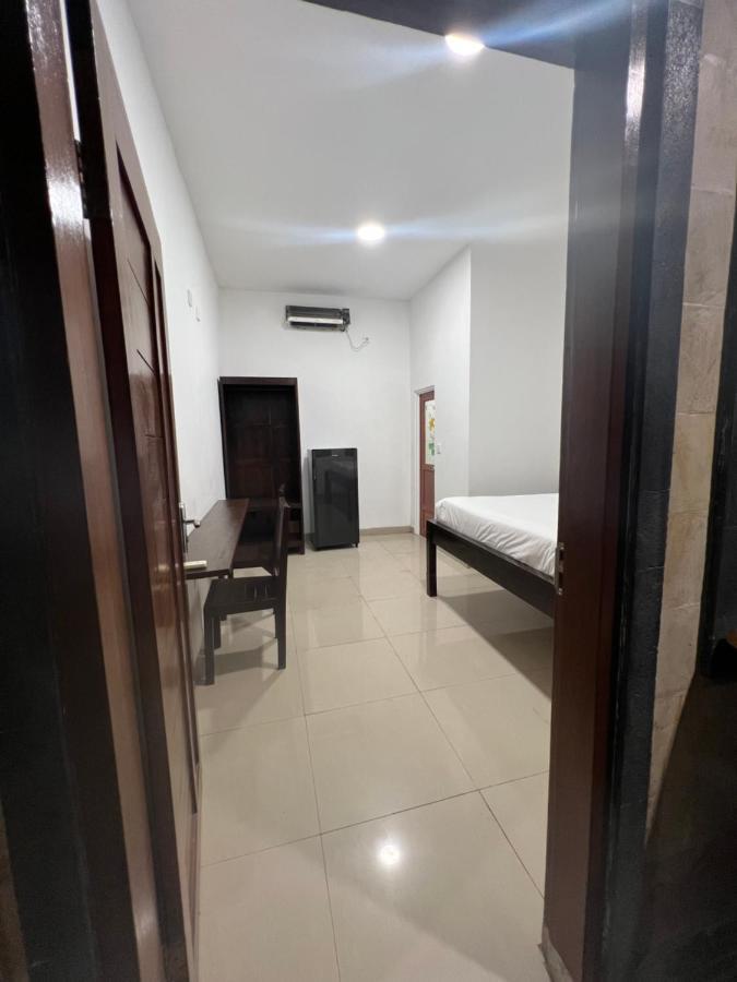 Ocean Breeze Uluwatu Apartments Екстер'єр фото